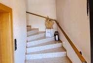 Wohnjuwel mit 2 Wohnungen (ca. 290 m² Wfl.), 2 Terrassen, Gartenareal mit Pool &amp; Poolhaus - Neuzeug