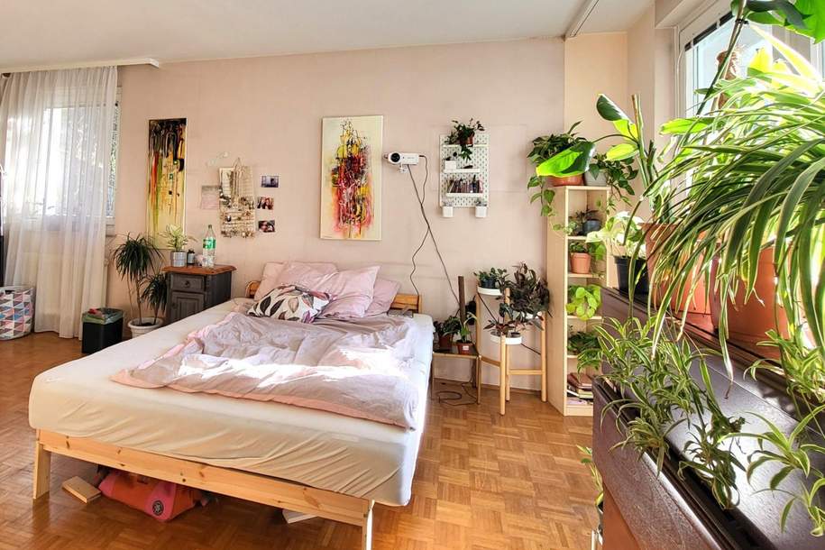 ZENTRALE GELEGENE 3-4 ZIMMER EIGENTUMSWOHNUNG MIT LOGGIA UND GEMEINSCHAFTSPOOL, Wohnung-kauf, 320.000,€, 3002 Sankt Pölten(Land)