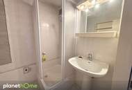 Raum für Ideen! Sanierungsbedürftige 3 Zimmer + separate Küche + Loggia im 5. Obergeschoss