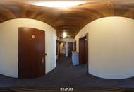 *** Helle Erdgeschosswohnung mit Balkon, 2 Schlafzimmern &amp; viel Potenzial in Langenwang ***