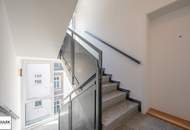 Ab Dezember: zentral begehbare 3 Zimmer Dachgeschoss Wohnung mit südseitigem Balkon im Herzen Döblings!