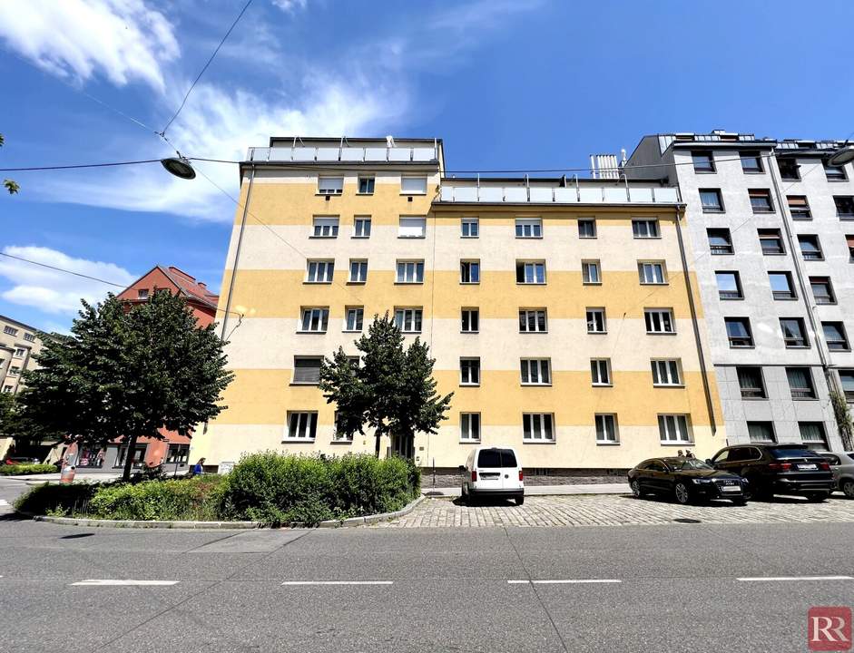 1,5- Zimmer-Wohnung mit sehr guter Infrastruktur