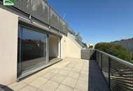 Exklusive 5-Zimmer-Dachgeschosswohnung mit großzügigem Grundriss und sonnigem Balkon. - WOHNTRAUM