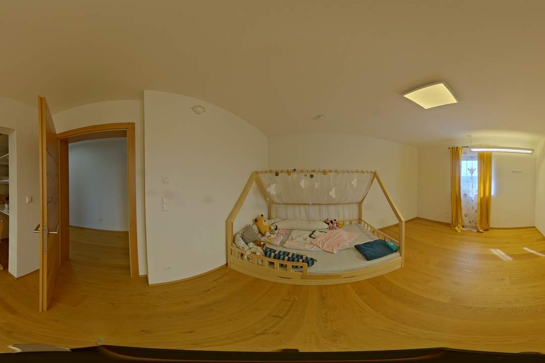 Architektenhaus in sonniger Ruhelage mit Spiral-Weinkeller, Infinity Pool und Burgblick