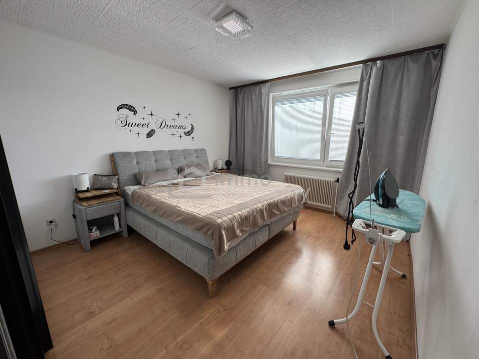 Wohnen mit Weitblick: 2 Zimmer, eigene Loggia