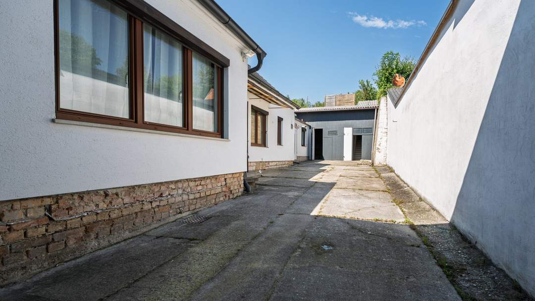 Neuer Preis! Renoviertes Haus in Loidesthal, großes Grundstück!