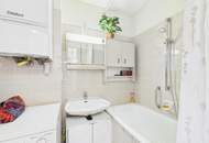 Helle 2-Zimmer-Wohnung mit Blick in den ruhigen Gemeinschaftsgarten