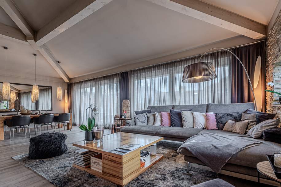 Haushälfte in sonniger Lage unmittelbar am Golfplatz, Haus-kauf, 1.990.000,€, 6370 Kitzbühel