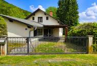 Anlegerobjekt mit Wohnrecht – Einfamilienhaus in ruhiger Lage mit Werkstatt und Sauna
