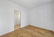 Hochwertig sanierte Altbauwohnung mit Freiflächen