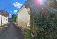 Schönes Grundstück mit sanierungsbedürftigem Haus – ideal für Bastler und Visionäre