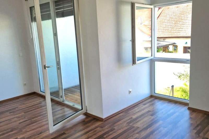 Geräumige Mietwohnung (63m²) mit 2 Schlafzimmern und Loggia in zentraler Lage in Fürstenfeld!, Wohnung-miete, 735,00,€, 8280 Hartberg-Fürstenfeld