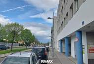 "Traumausblick! DG-Wohnung mit PP nahe Donauzentrum U1 und Alte Donau!"