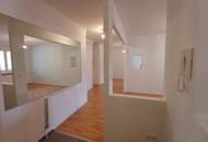 Exklusive 3-Zimmer Wohnung mit Loggia!