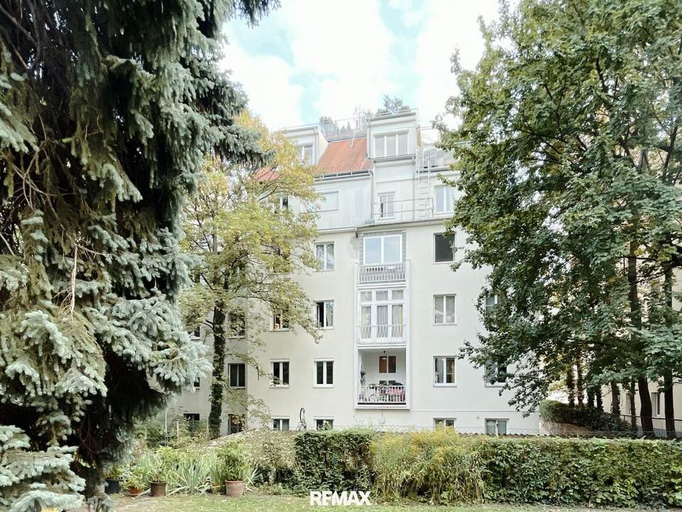 Großzügige 3-Zimmer-Wohnung mit hofseitiger Loggia, KFZ Stellplatz und guter Verkehrsanbindung in Döbling