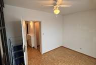 „Dachgeschoss - Wohnung nahe U3“