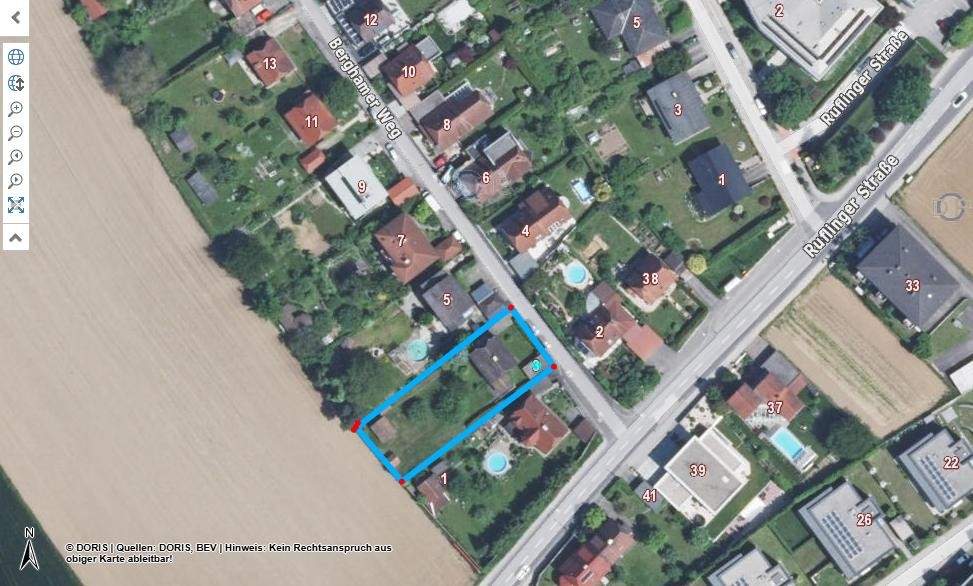 Grundstück mit altem Abbruchhäuschen in Bergham