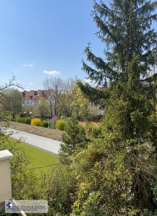 Familienwohnung am Wienerberg, 5 Zimmer mit Balkon und Gartennutzung
