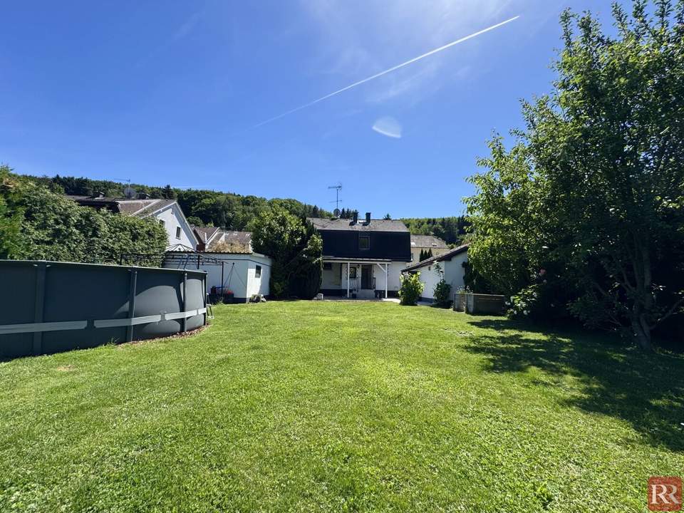 Charmantes Einfamilienhaus mit großem Garten, Pool &amp; Wellnessbereich in Klosterneuburg