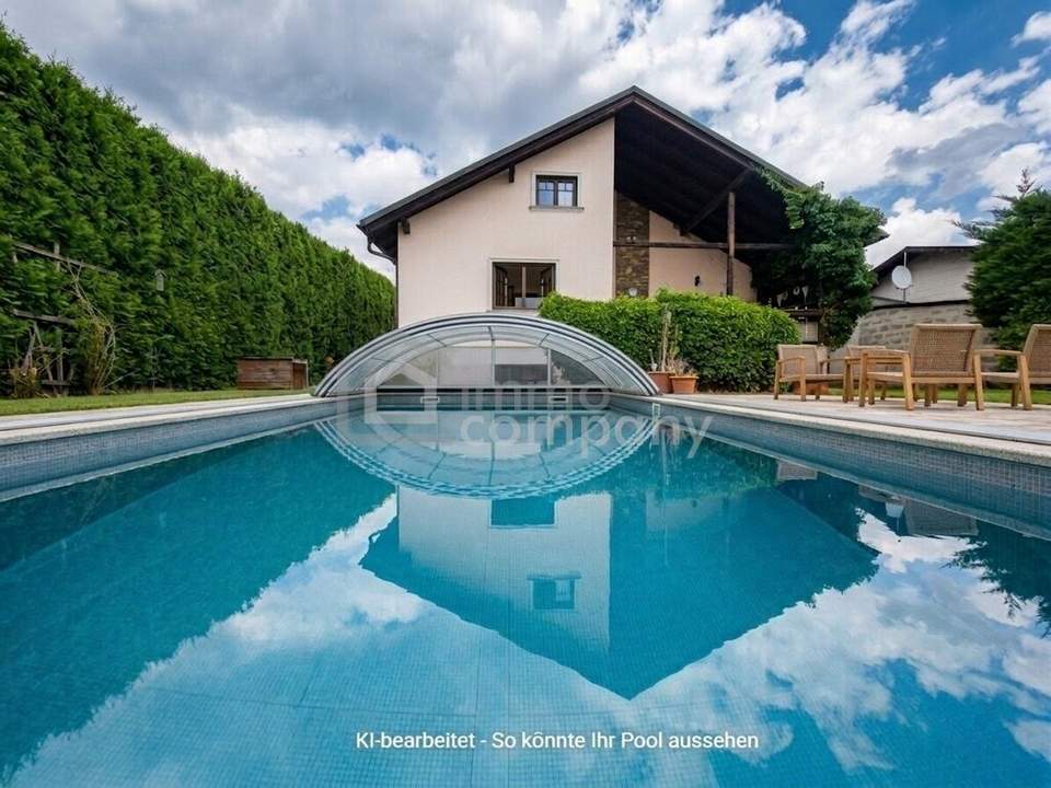 IHR NEUES ZUHAUSE: Charmantes Einfamilienhaus mit 8m Pool, 25m² Terrasse und viel Platz