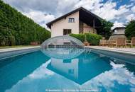 IHR NEUES ZUHAUSE: Charmantes Einfamilienhaus mit 8m Pool, 25m² Terrasse und viel Platz