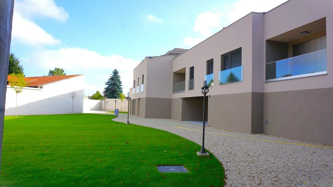 Modernes Wohnen im Grünen – 2-Zimmer-Wohnung mit Gartenblick