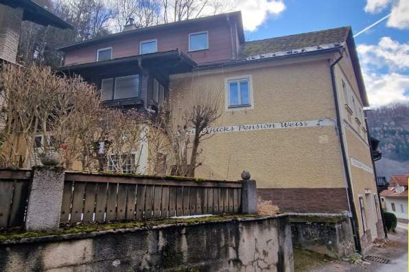 15283 Sanierungsbedürftiges Haus mit 2 kleinen Wohneinheiten!, Haus-kauf, 70.000,€, 3180 Lilienfeld