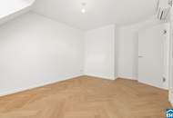 Sanierter Stilaltbau mit exklusivem Dachaubau – Wohnen über den Dächern des Dritten