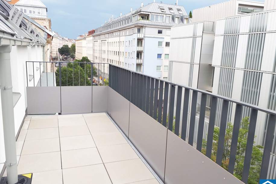 Geräumige Dachgeschosswohnung mit Balkon im Herzen Magaretens, Wohnung-miete, 1.220,00,€, 1050 Wien 5., Margareten