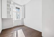 Weitblick, Ruhe & zentrale Lage – Sonnige Altbauwohnung mit Balkon