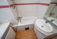 **Hannovermarkt** Charming 3-Room Period Apartment – Airbnb Suitable with Approved Balcony Option