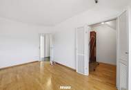 Moderne Wohnung mit Balkon und 2 PKW-Stellplätze: Wohnen in zentraler Lage von Hollabrunn!