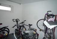 80 qm Familienwohnung mir 2 Schlafzimmern und Tiefgarage in Puchheim!