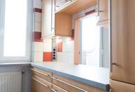 Lichtdurchflutete 3-Zimmer-Wohnung mit zwei Terrassen und Retro-Charme