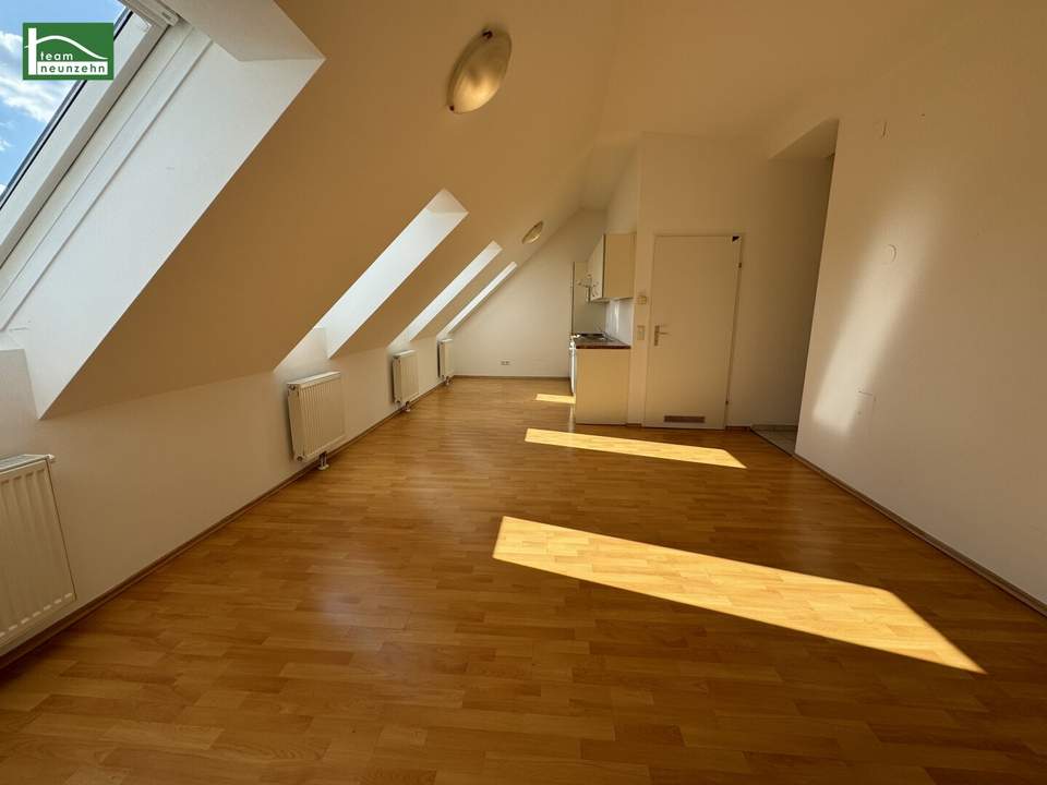 Freundliche DG-Wohnung in Sechshaus - 5 Gehminuten zu U4 und U6! Schlafzimmer in Hofruhelage!