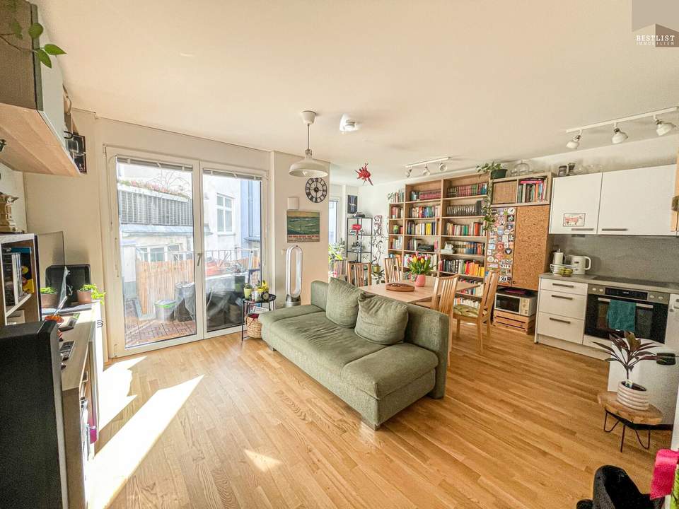 Charmante Neubauwohnung mit großer Freifläche