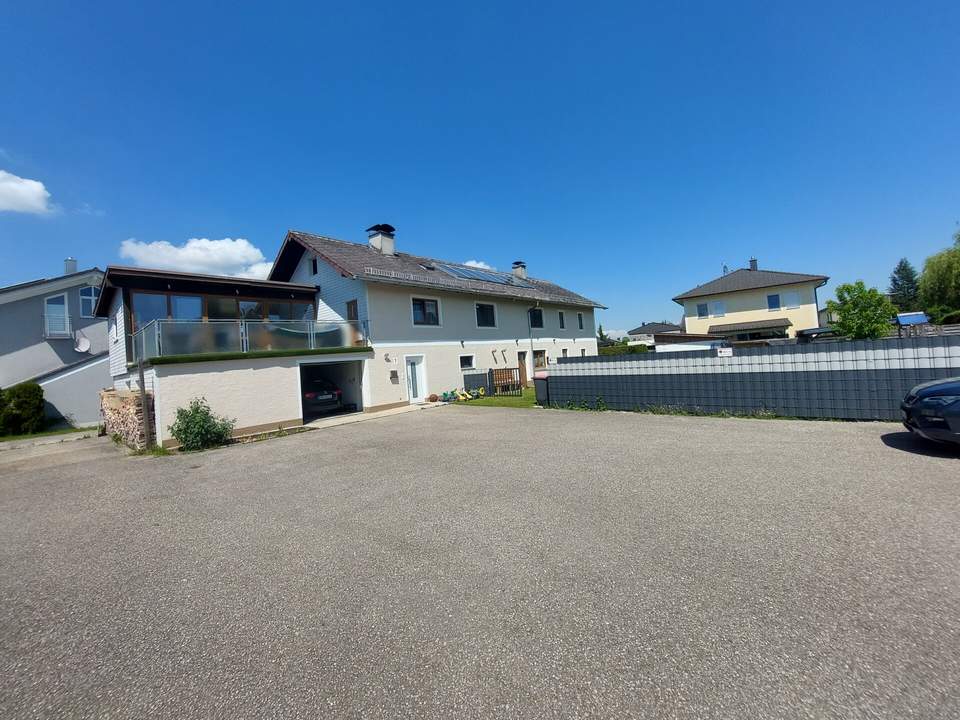 Haus am Ende der Sackgasse, Große Liegenschaft in Haselbach. 1 oder 2 Wohneinheiten möglich