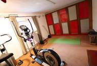 NEUER PREIS! Schönes Einfamilienhaus in Meidling mit großem Garten und 90m² Werkhalle!