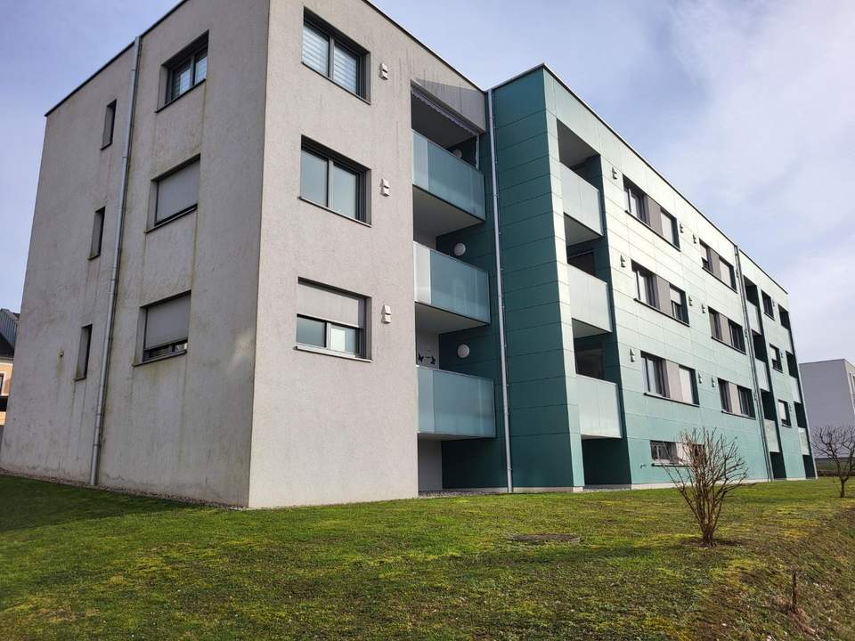 Moderne 2-Zi.-Wohnung mit Loggia &amp; Carport in Schärding