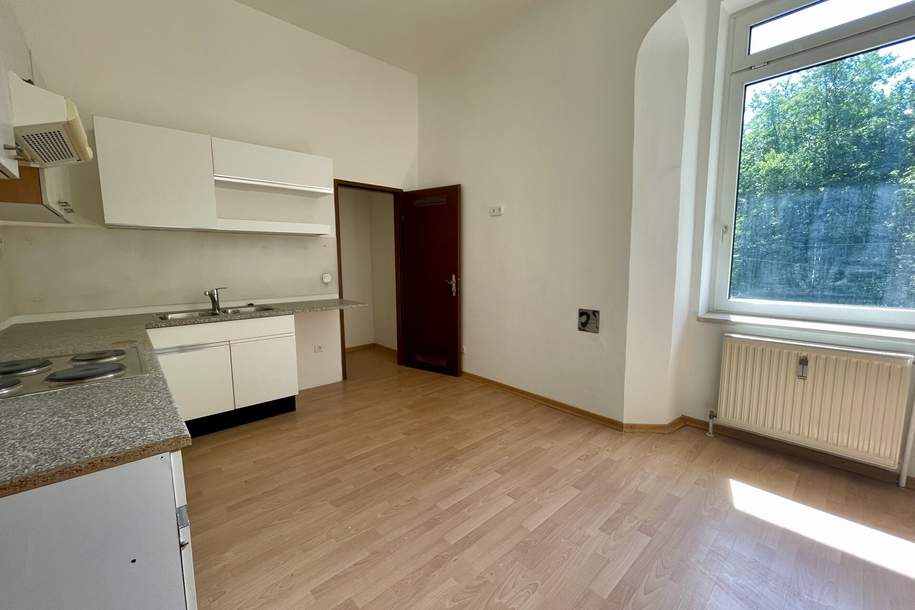 Helle 3-Zimmer-Wohnung mit 102 m², Wohnung-miete, 1.114,13,€, 2434 Bruck an der Leitha