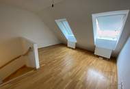 Befristet bis zum 14.08.2026 vermietet – stilvolle Dachgeschoss-Maisonnette