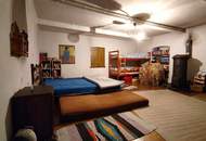 Historischer Dreiseithof in Weißenalbern mit Nebengebäuden und Entwicklungspotenzial