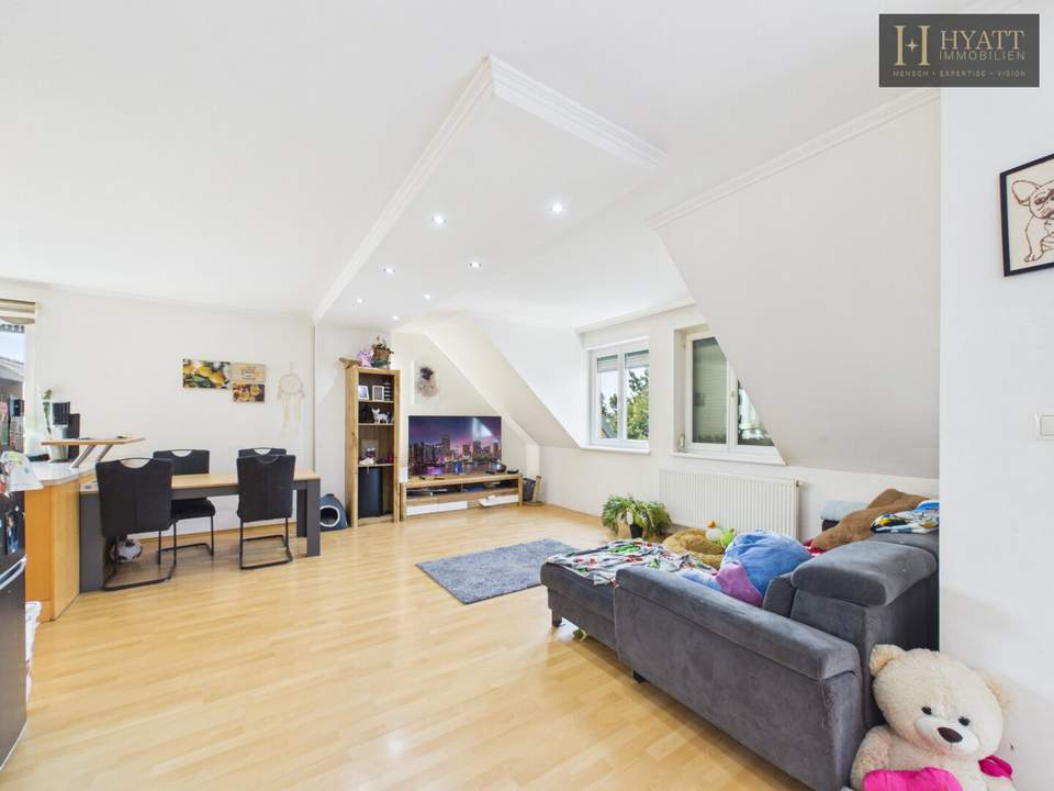 BIETERVERFAHREN!!! Großzügige 3-Zimmer Dachgeschosswohnung mit Terrasse & Garage in 1220 Wien