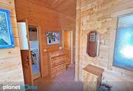 Den Sonnenuntergang betrachten und die Füße im See kühlen