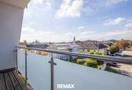Moderne 3-Zimmer-Wohnung mit sonnigem Balkon und Traunsteinblick