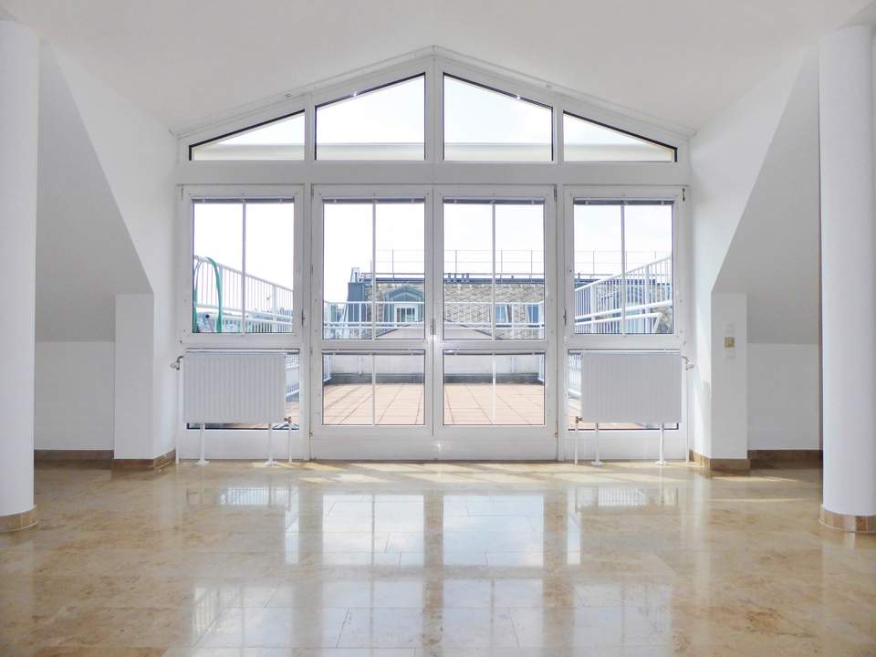 LUXUS 5-Zi 2 GARAGEN 30m² TERRASSE