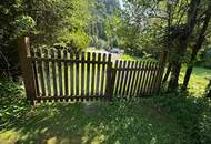 ***Natur pur: Charmante Gartenhütte mit Bachlauf auf 2000m² in ruhiger Alleinlage***