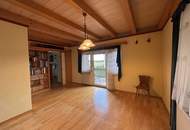 Einzigartige Liegenschaft mit Garage und Pool!