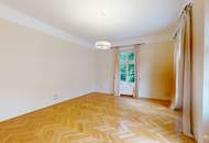 Wunderschöne Altbauwohnung mit Balkon