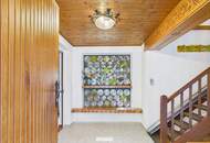 Einfamilienhaus auf großzügigem Grundstück mit Entwicklungspotenzial